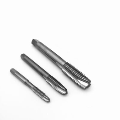 Goede prijs Vierkante kant M18x2 5 Tap Spiral Flute Tap Set 3 Flute Tap voor koolstofstaal en legeringsstaal online