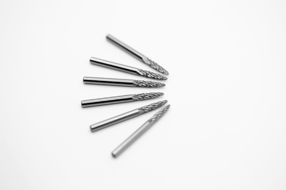 Kwaliteit Solide hardmetalen roterende braam SF-43, 1/8 inch diameter, boomvorm met puntig uiteinde, dubbel gesneden voor staal Fabriek